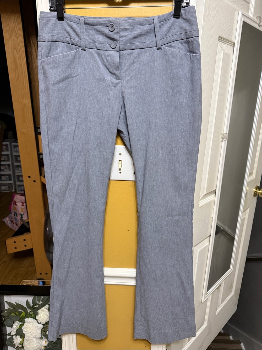 The Limited Exact Stretch Size 6 Gray Trouser Pants Career Workwear Bootcut